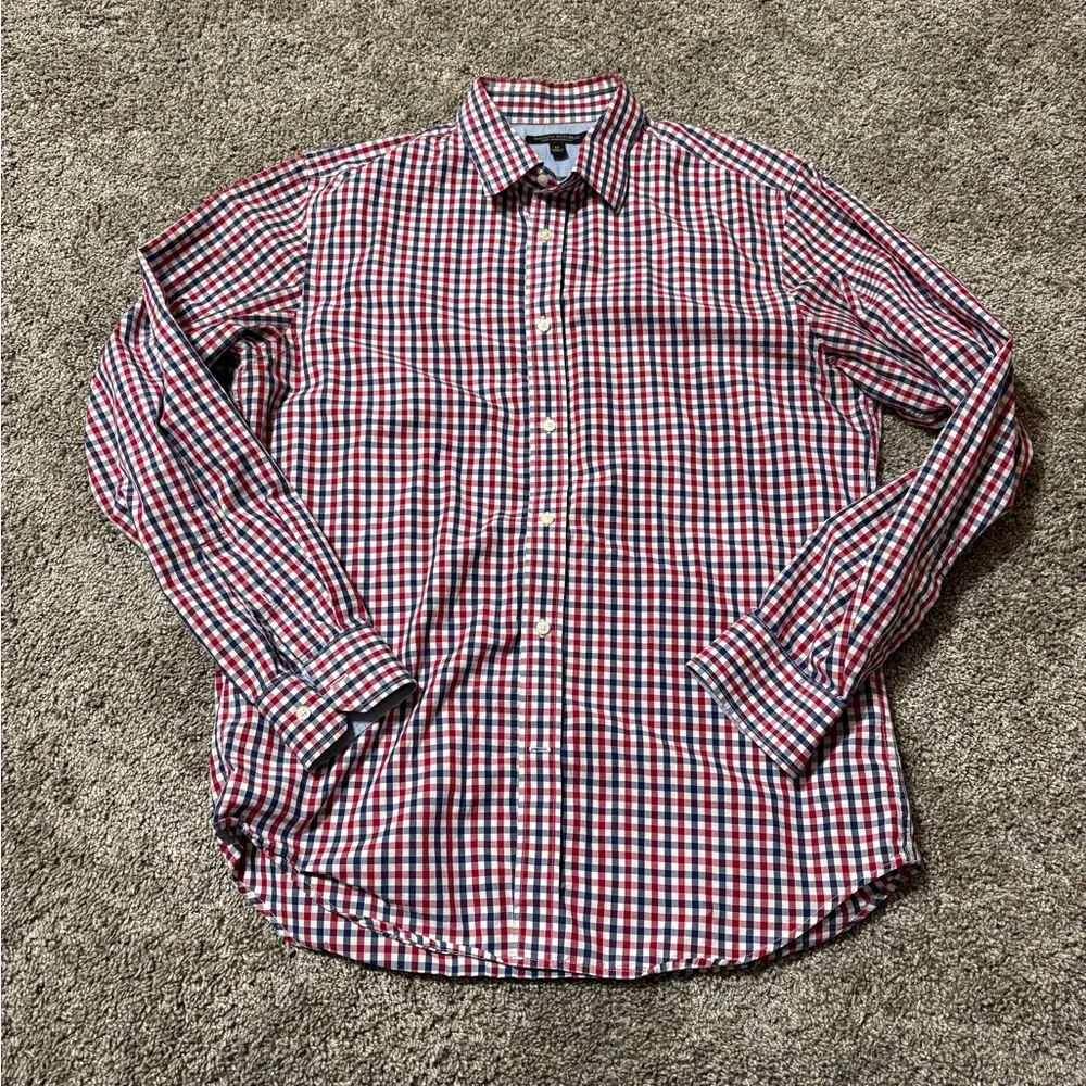 Banana Republic Button down shirt men’s‎ Medium slim fit red white blue plaid